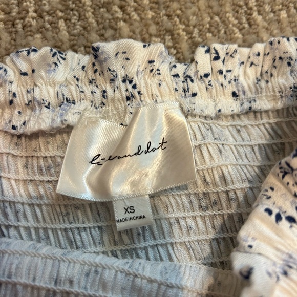 Line & Dot smocked skirt - Picture 3 of 5